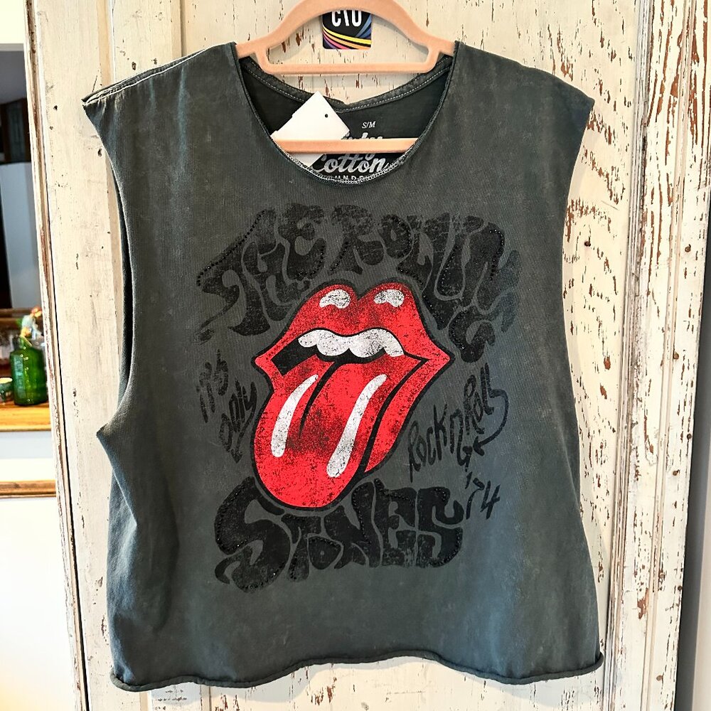 ROLLING STONES X DIRTY COTTON SCOUNDRELS RHINESTONE MUSCLE TEE